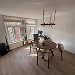 Cozy Home In The Oude Pijp